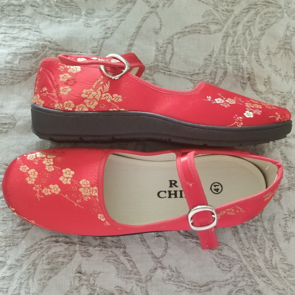 NWT Rai China VintageRed Satin ChinaDoll Shoes 10